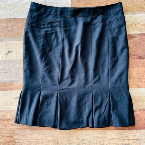 Club Monaco Black Slim Peplum Skirt Size 8 - Picture 4 of 11